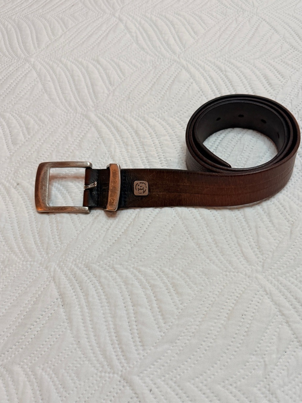 Fossil Women’s Brown Leather Belt with Silver Buckle. Size 34